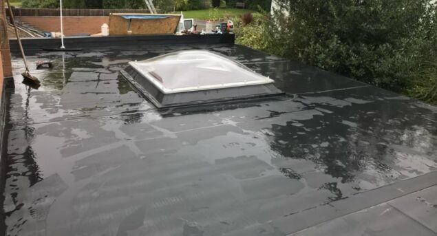 New flat roof, EPDM rubberbonf roof in Stratford upon avon by Marcus Roofing Midlands