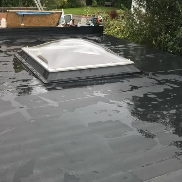 New flat roof, EPDM rubberbonf roof in Stratford upon avon by Marcus Roofing Midlands